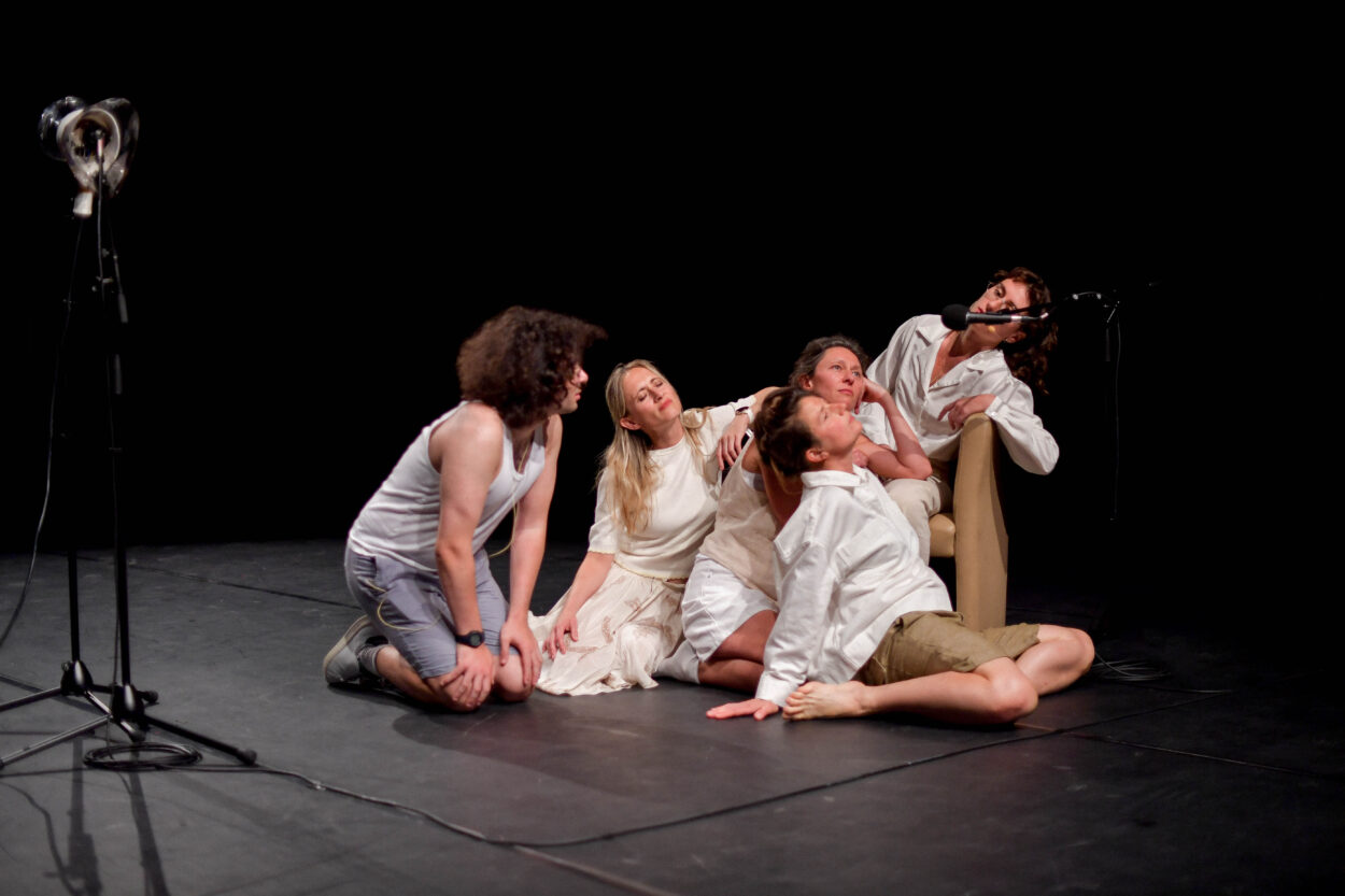 Useful Fictions •5 2025 Atmosphère, atmosphères - Useful Fictions